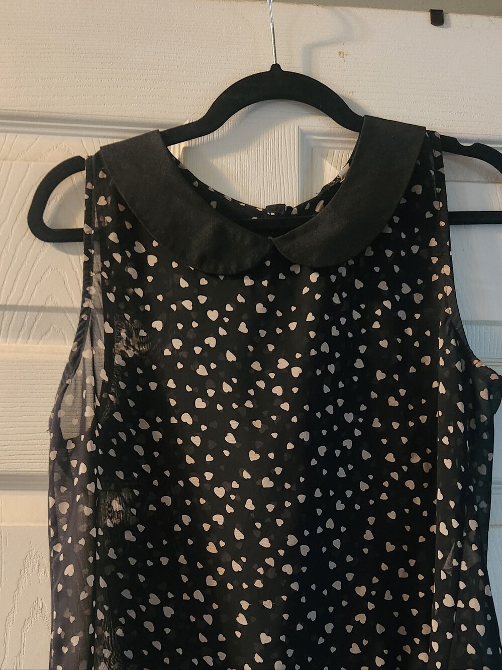 Black Heart Print Sleeveless Blouse with Peter Pan Collar